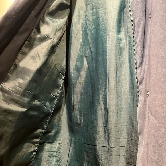 Vintage Coat with Real Fur hood - Picture 2 of 6